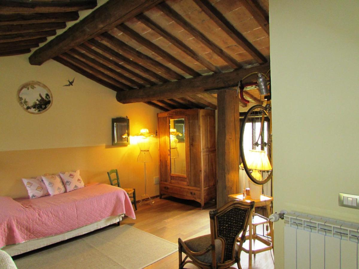 B&B Le Due Volpi Викио Екстериор снимка
