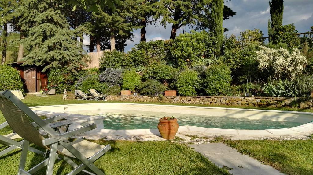 B&B Le Due Volpi Викио Екстериор снимка